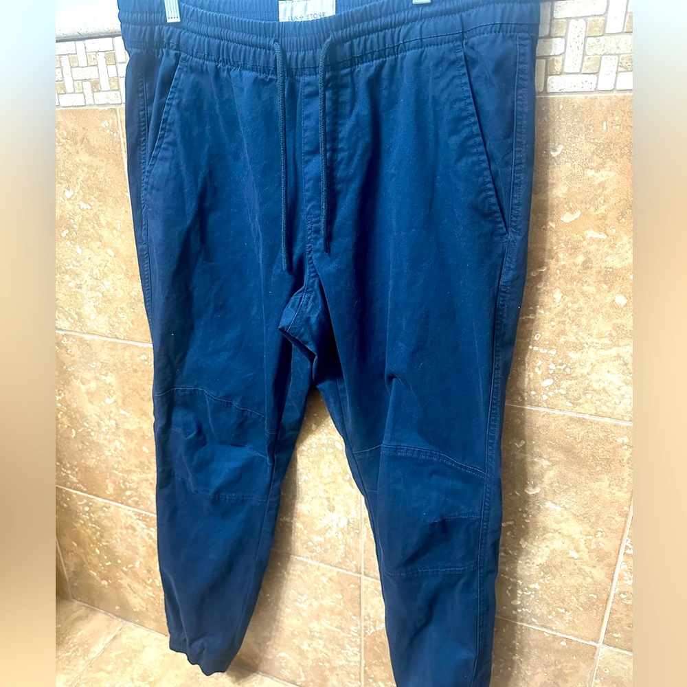 NWOT Sun & Stone men’s dark blue joggers